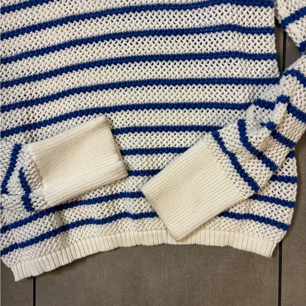 J. McLaughlin preppy Blue/White striped Women's Sweater size medium - Picture 2 of 6